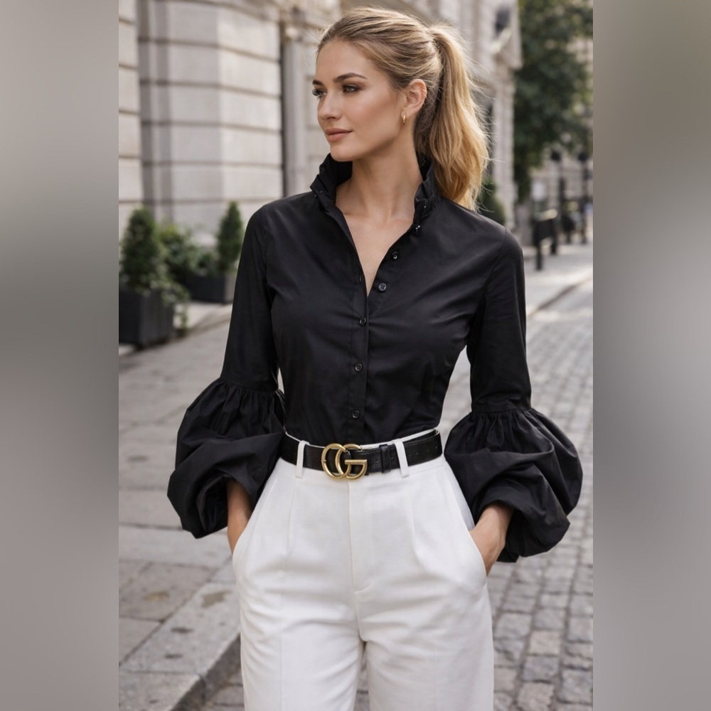 TOV bishop sleeve blouse